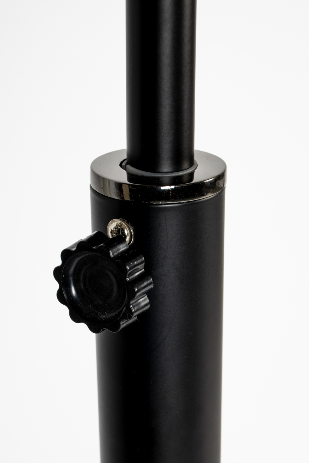 Adjustable Arched Floor Lamp | Zuiver Metal Bow | Oroa.com