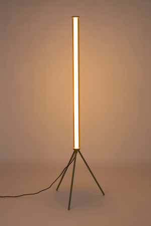 Beige Metal Tripod Floor Lamp | Zuiver Scotty | OROA.com