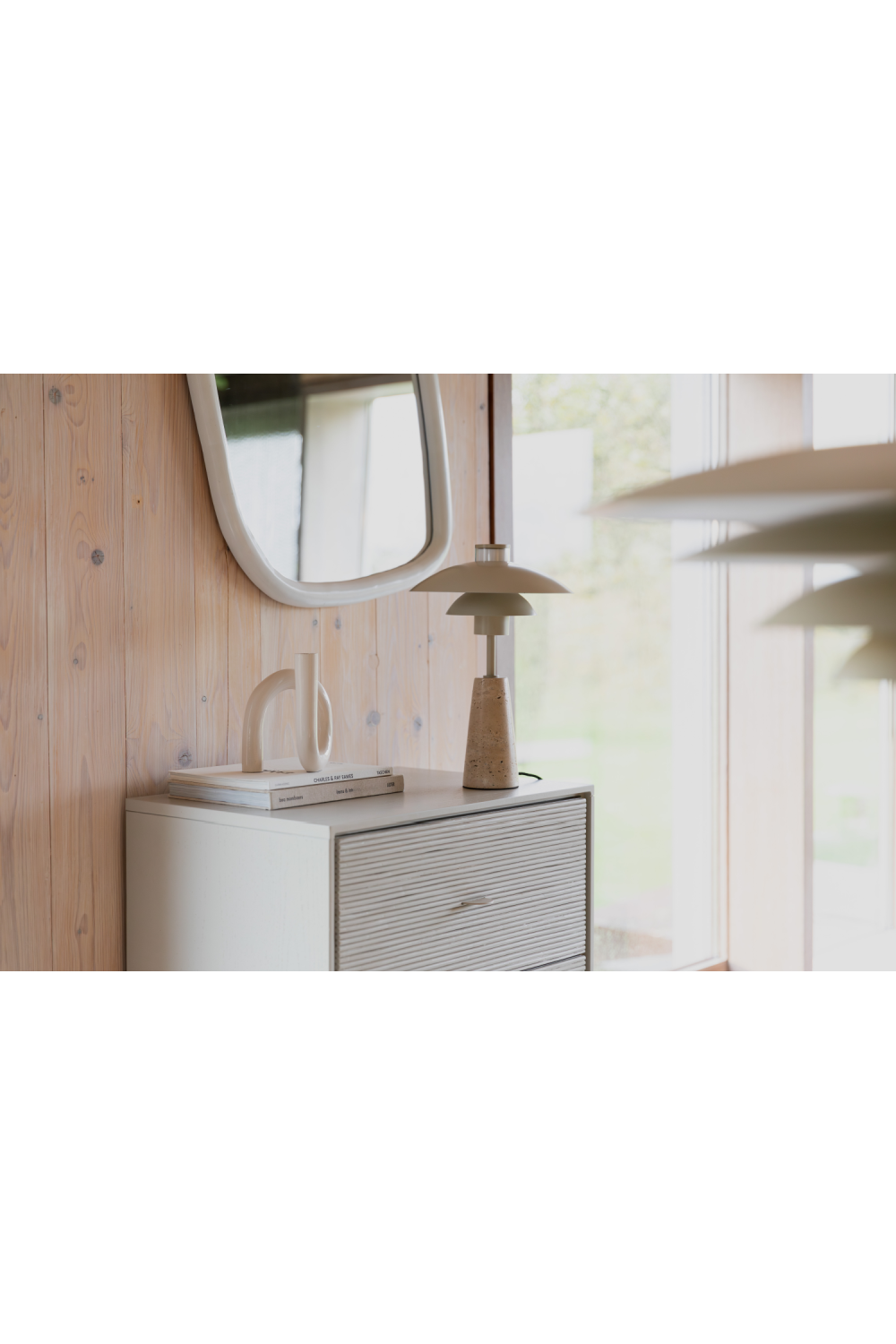 Beige Metal Table Lamp | Zuiver Cole | OROA.com