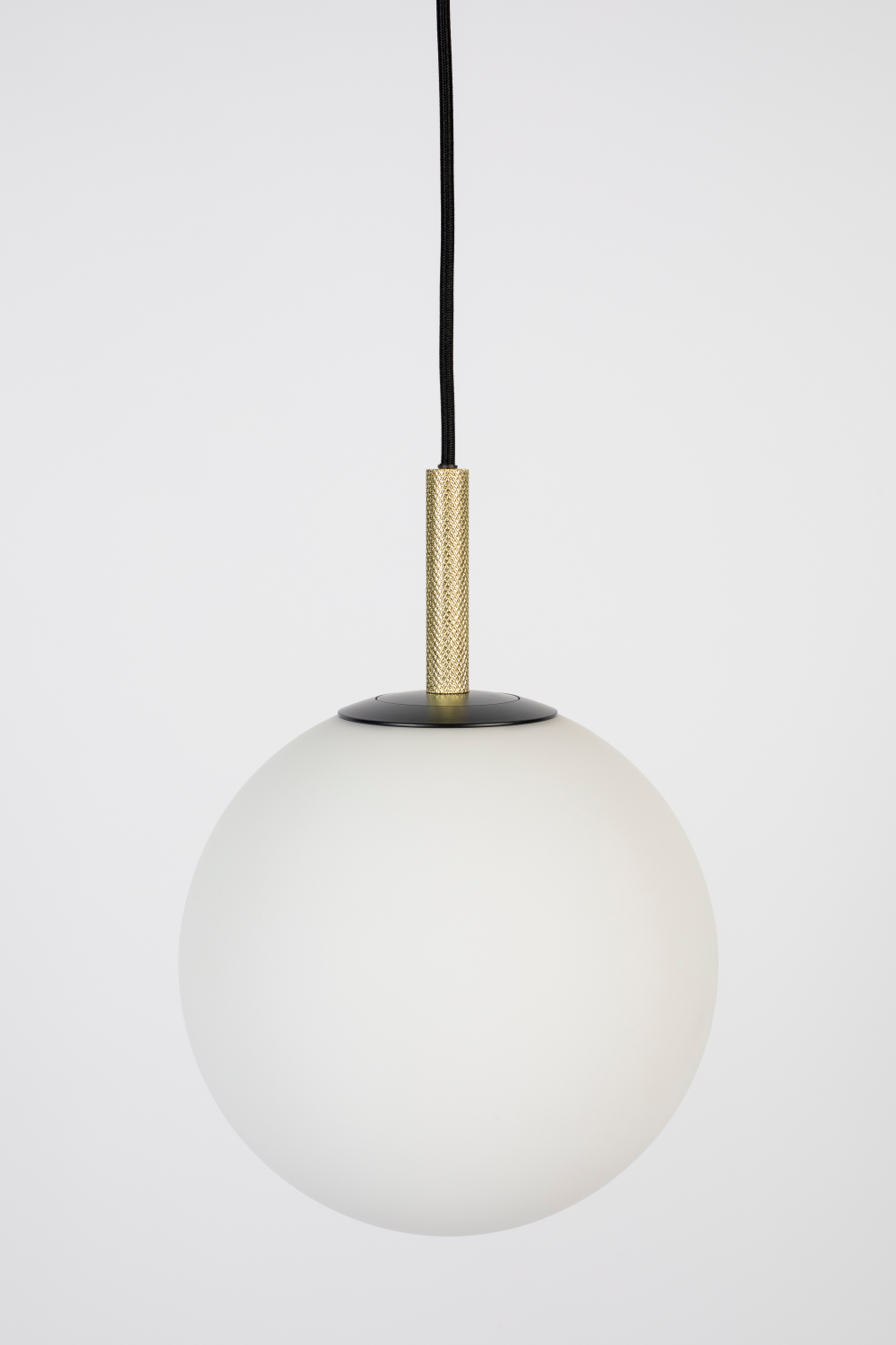 Opal Orb Pendant Lamp | Zuiver Orion | Oroatrade.com
