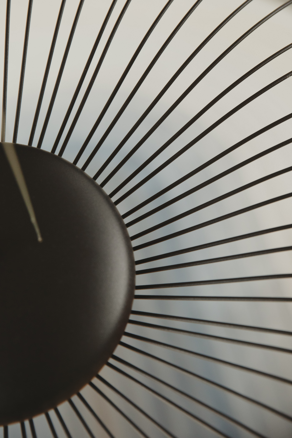 Black Metal Pendant Lamp | Zuiver Spider | OROA.com