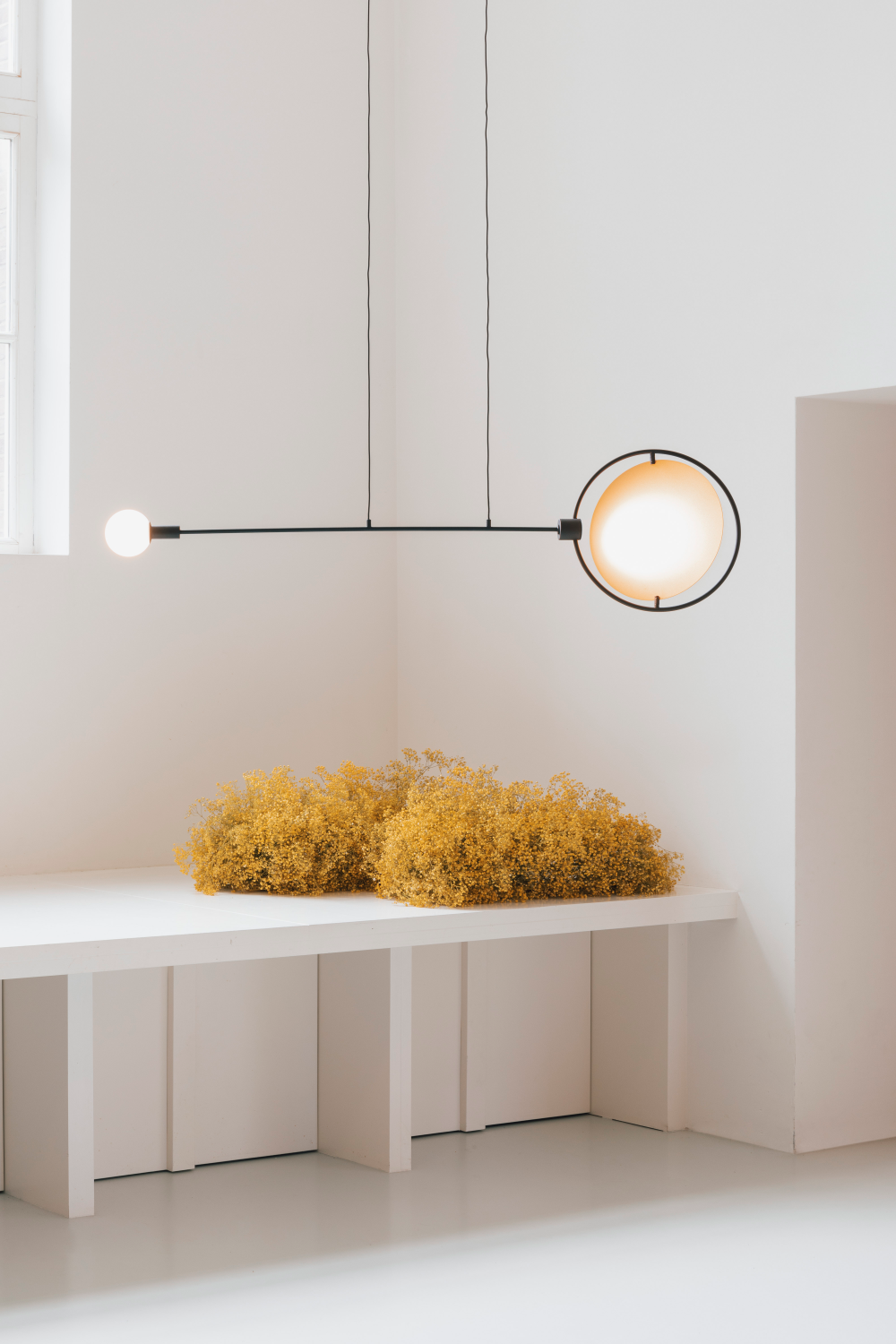Modern Orbital Pendant Lamp | Zuiver Sirius | OROA.com