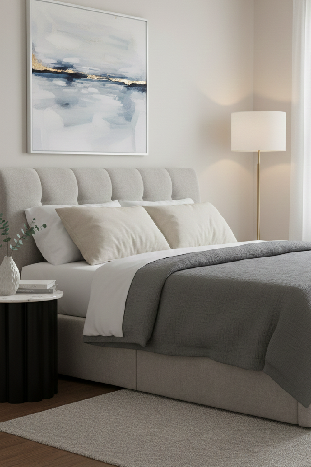 Round White Marble Side Table | OROA Modern Slika | Oroa.com