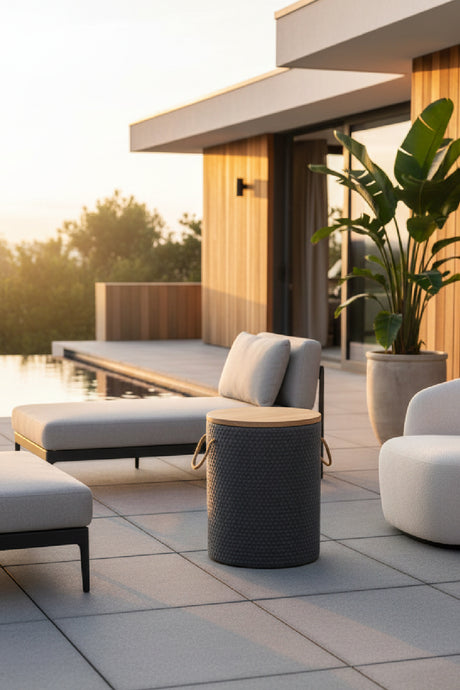 Painted Acacia Wood Outdoor Side Table | OROA Modern Beban | Oroa.com