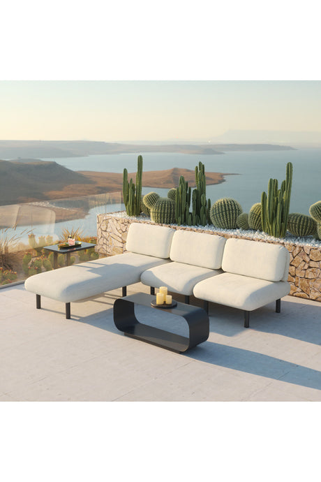 Beige Olefin Outdoor Accent Chair | OROA Modern Aperto | Oroa.com