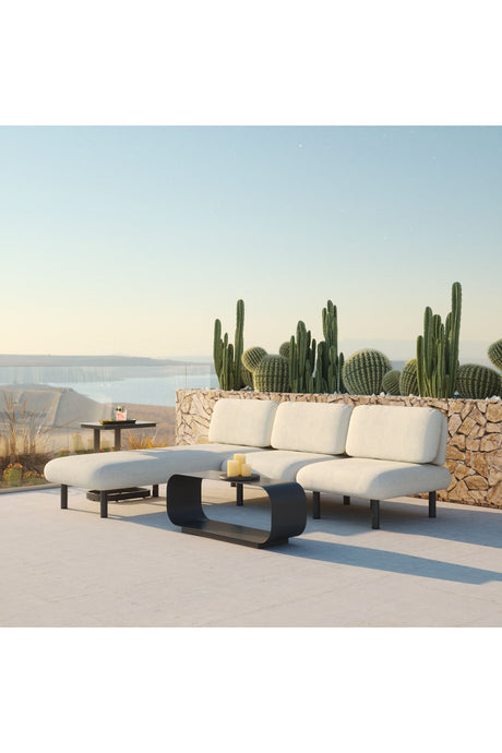 Beige Olefin Outdoor Chaise | OROA Modern Aperto | Oroa.com