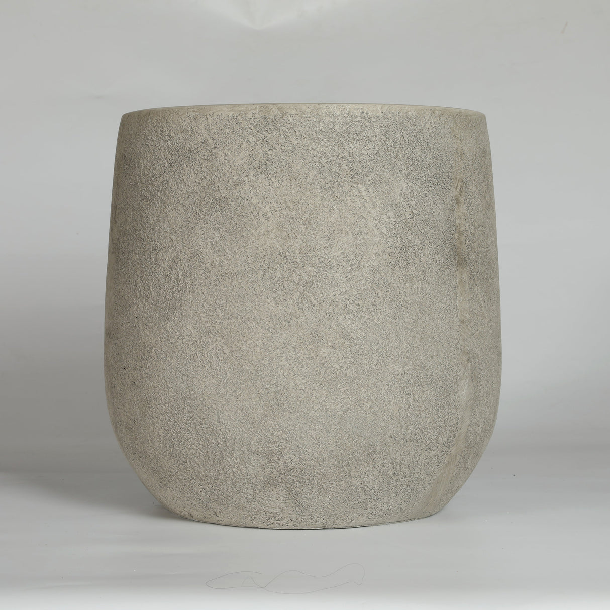 Round Concrete Planter (S/2) - Antique Grey