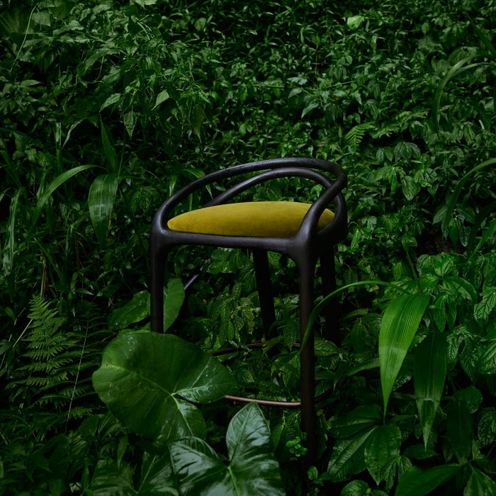   Outdoor barstool minimal seating structure OROA refined silhouette | Oroa.com