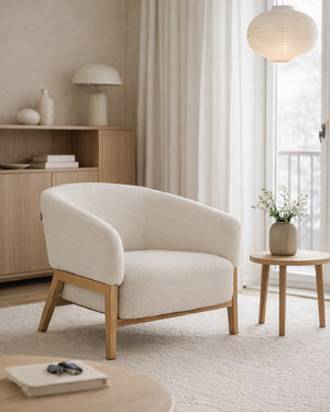 soft white lounge chair - www.oroa.com