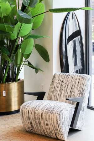 Modern Upholstered Lounge Chair | Eichholtz Venosa