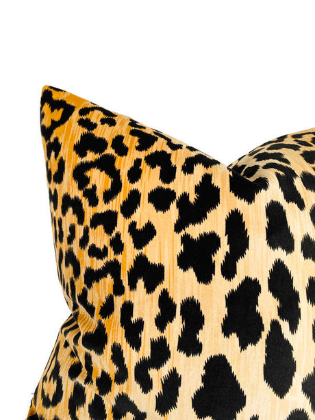 Luxury Leopard Velvet Pillow Cover | DEKOWE