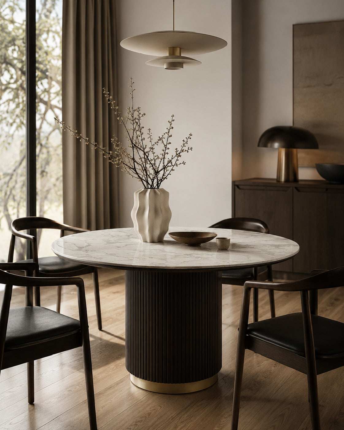 round dining tables oroa