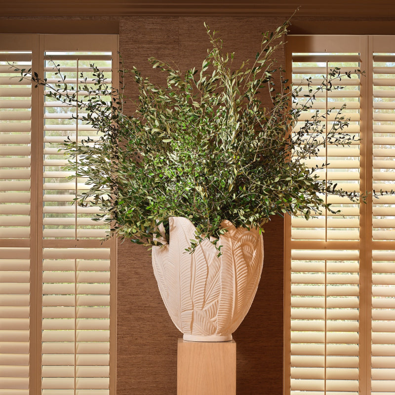 evergreen plants and vases - www.oroa.com