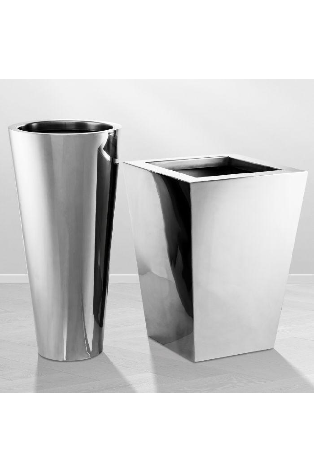 Silver Planter | Eichholtz Oberoi | OROA Modern & Luxury Furniture