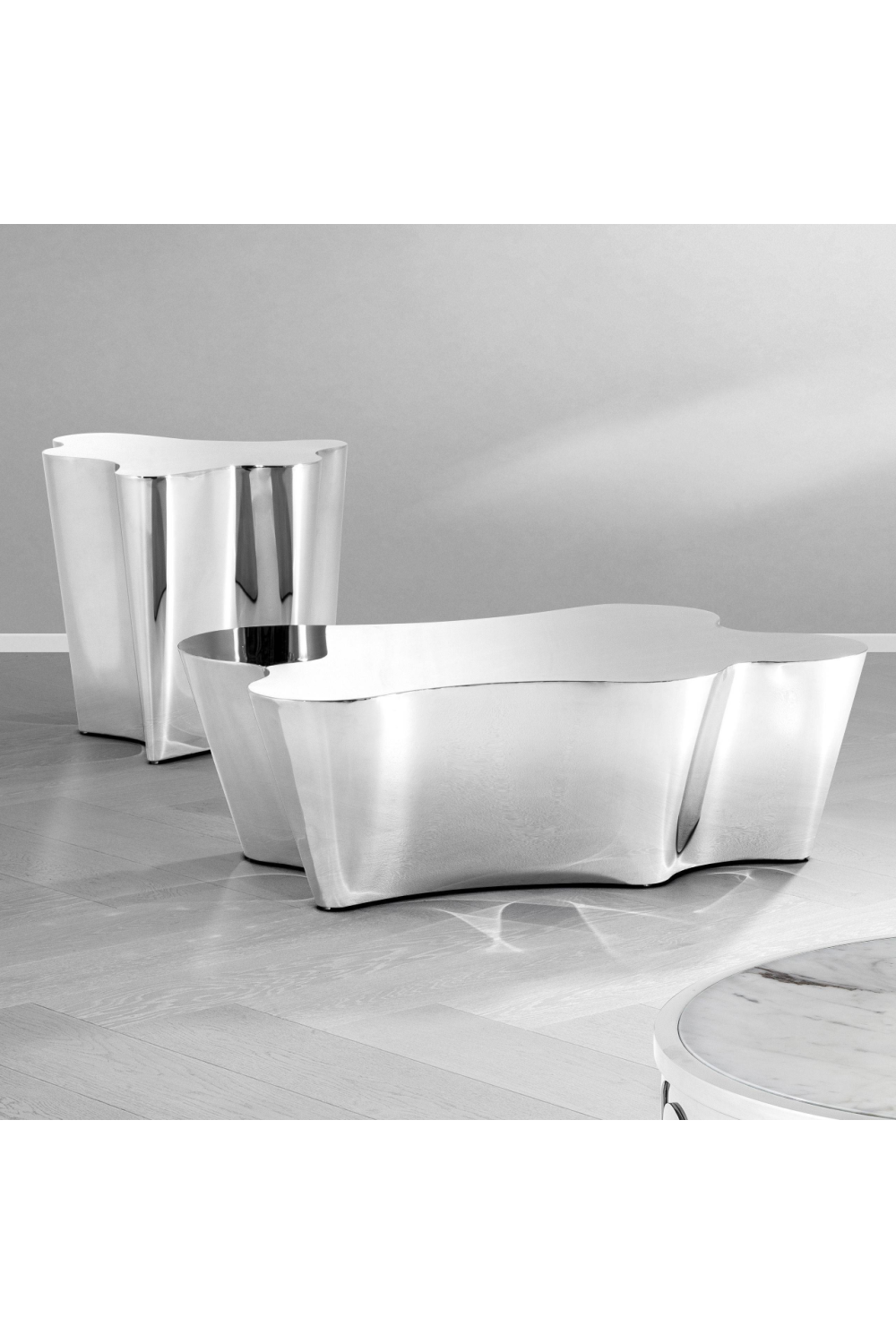 Silver Side Table | Eichholtz Sceptre | OROA