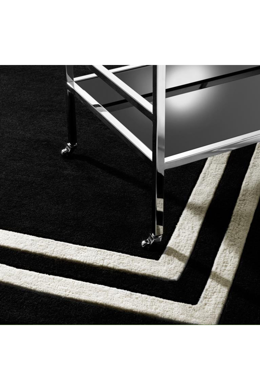 Black Carpet 7' x 10' | Eichholtz Celeste | Oroa.com