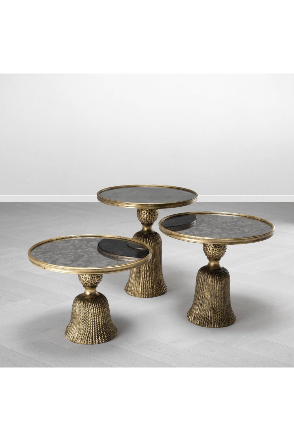 Antique Side Table | Eichholtz Fiocchi S | OROA