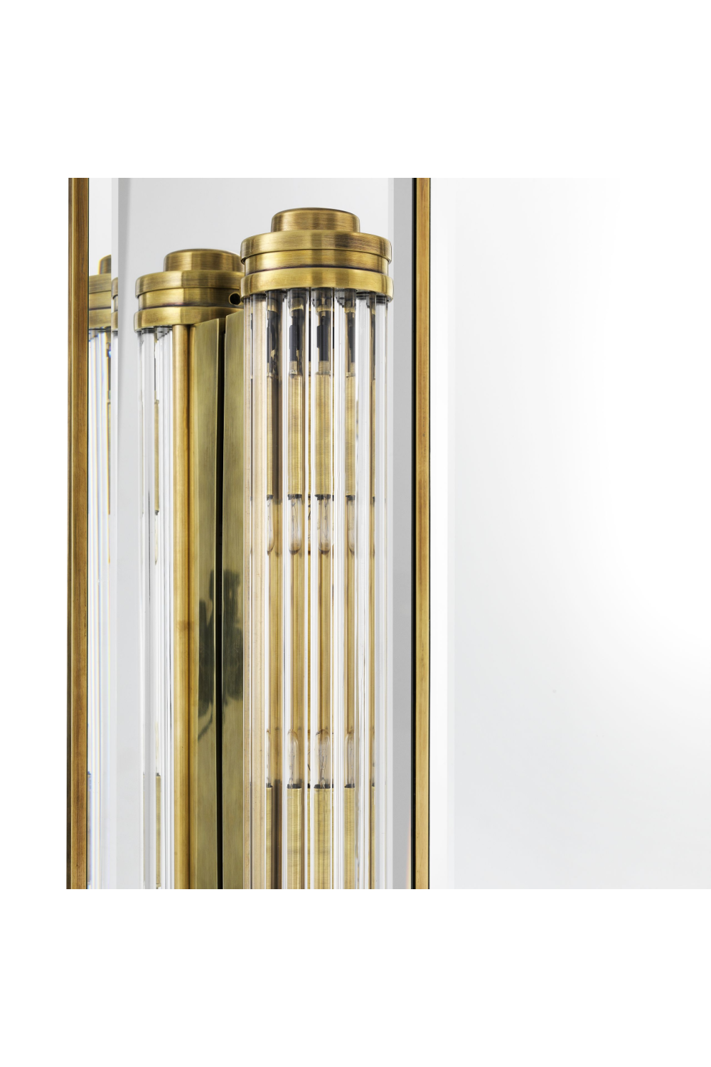 Gold Mirror With 2 Flushmounts | Eichholtz Beaumont | Oroa.com