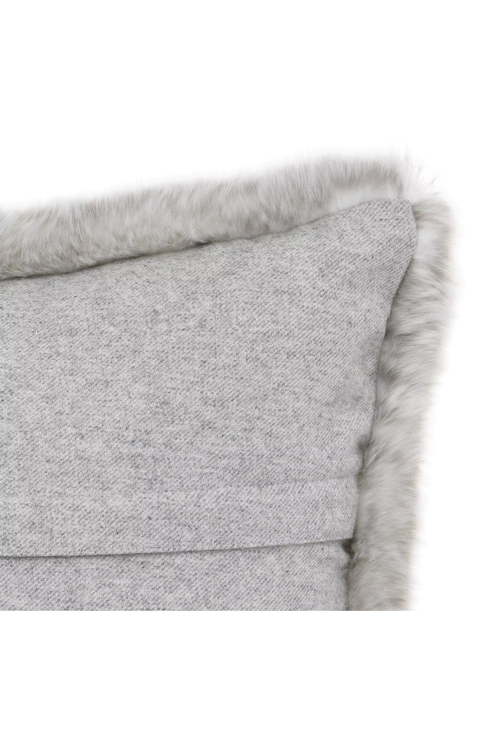 Light Gray Fur Cushion | Eichholtz Alaska | Oroa.com