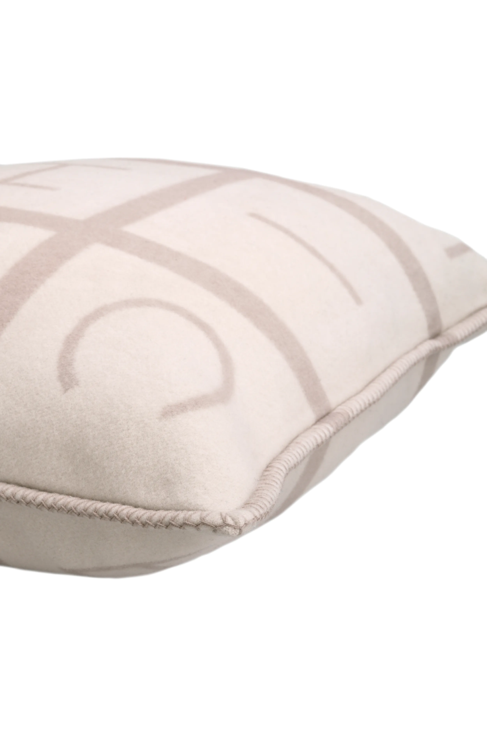 Minimalist Wool Cushion L | Eichholtz Zera | Oroa.com