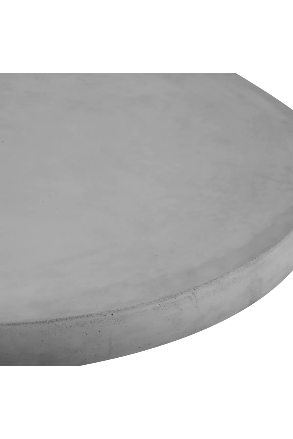 Round Outdoor Coffee Table | Eichholtz Cleon | Oroa.com