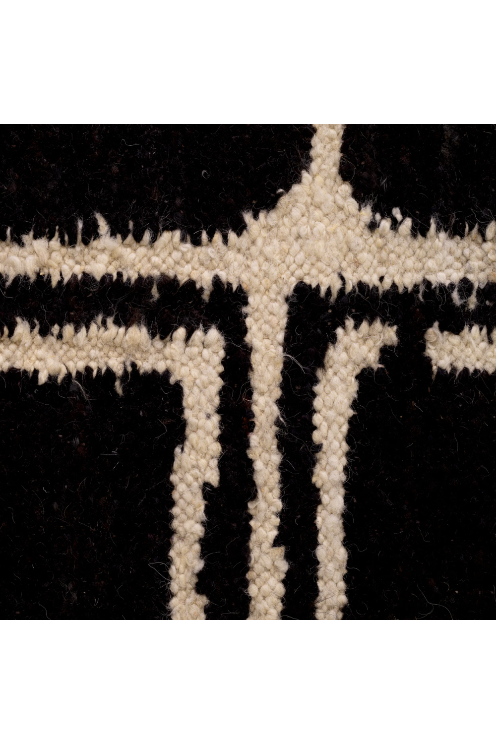 Geometric Patterned Wool Carpet | Eichholtz Vava | Oroa.com