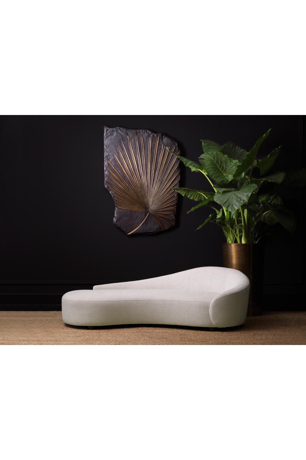 White Modern Curved Sofa | Eichholtz Rivolo | Oroa.com
