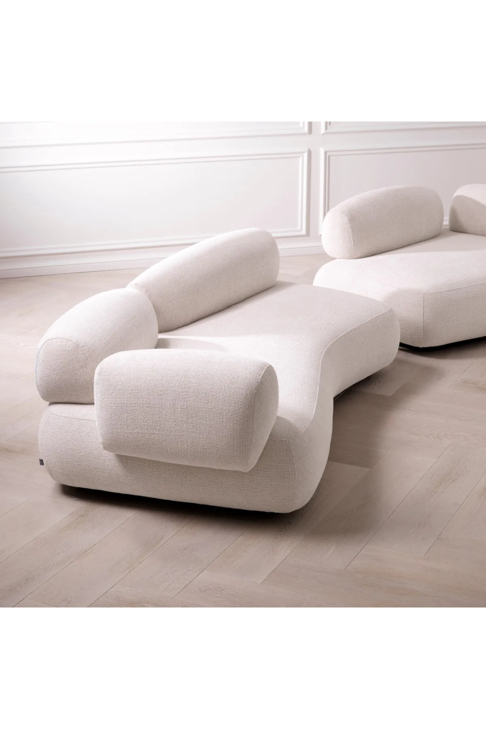 Off-White Modern Sofa | Eichholtz Cabrera | Oroa.com