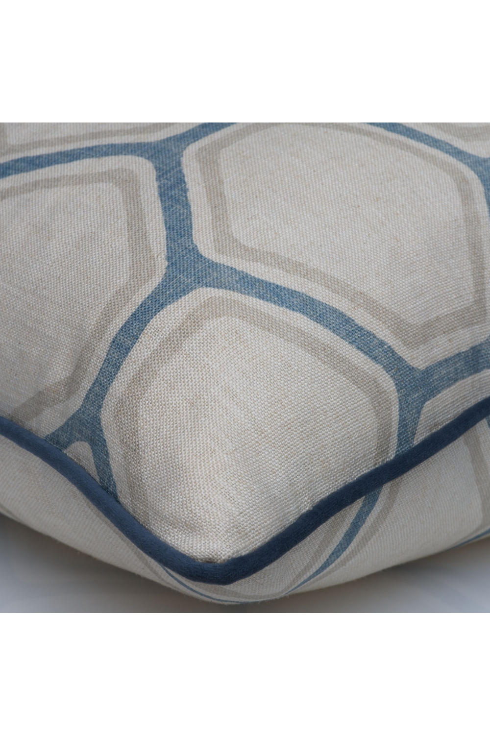 Honeycomb Linen Cushion | Andrew Martin Pergola | Oroa.com