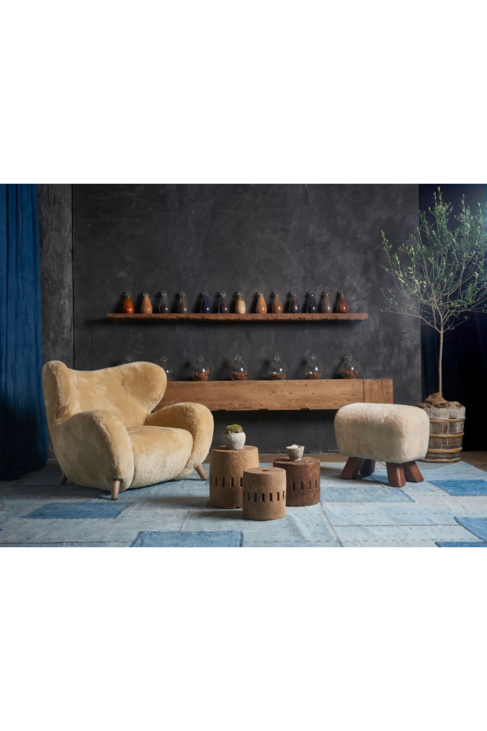 Sheepskin Modern Lounge Chair | Andrew Martin Manx | Oroa.com