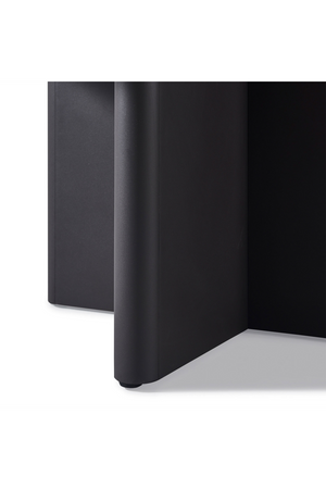 Round Travertine Outdoor Dining Table | Andrew Martin Caicos | OROA