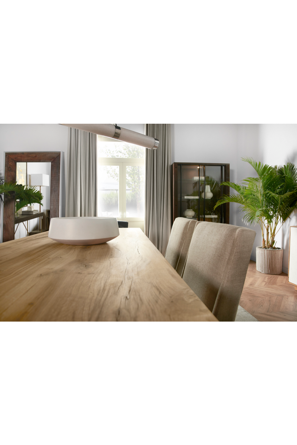 Natural Oak Dining Table L | Andrew Martin Emelia | OROA