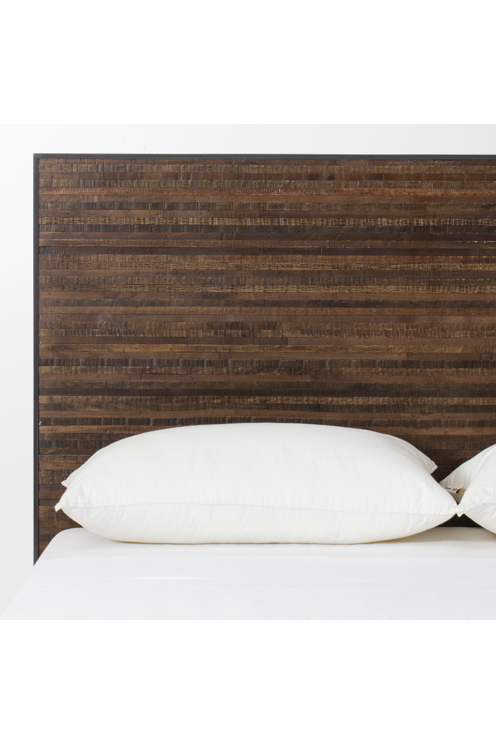 Weathered Peroba Queen Bed | Andrew Martin Zuma | OROA