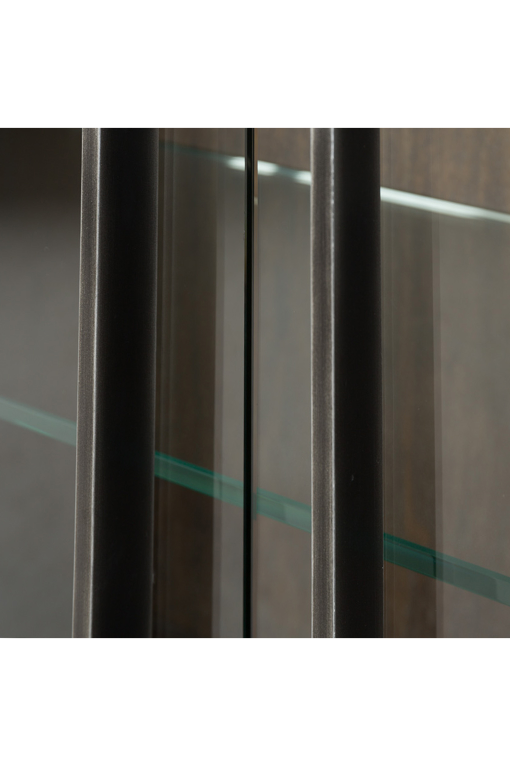 Cruzeta And Tempered Glass Bookcase | Andrew Martin Geoff | OROA