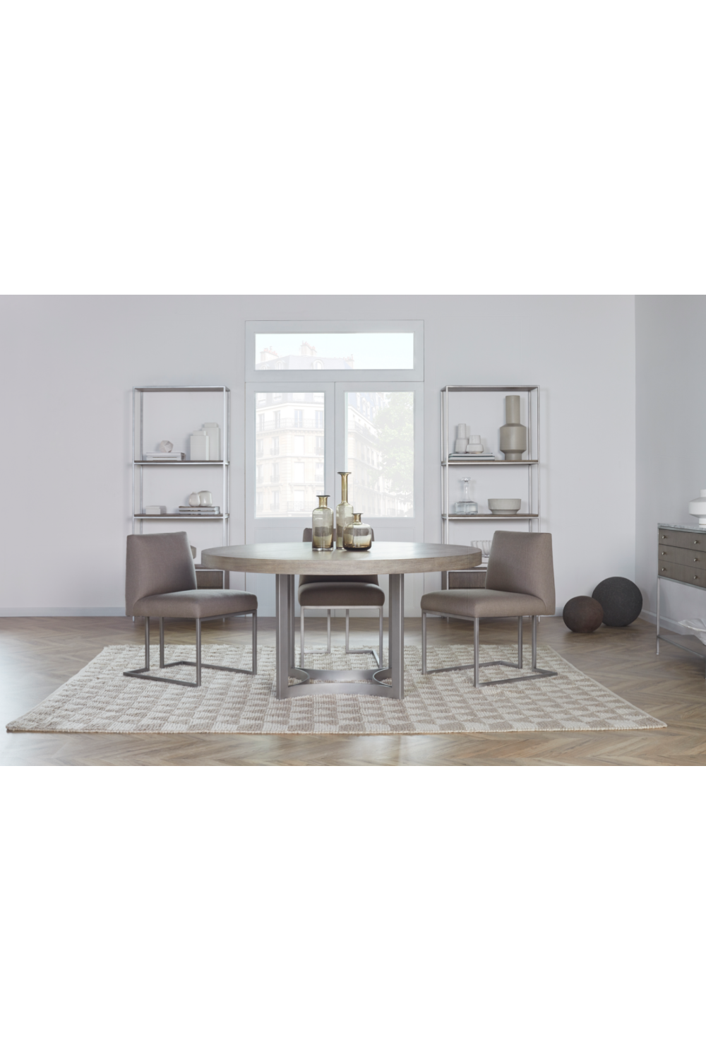 Silver Oak Circular Dining Table L - Andrew Martin Paxton | OROA