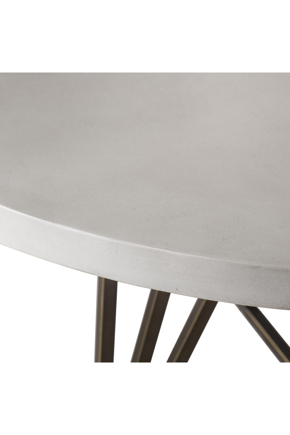 White Concrete Round Dining Table L | Andrew Martin Emerson | OROA