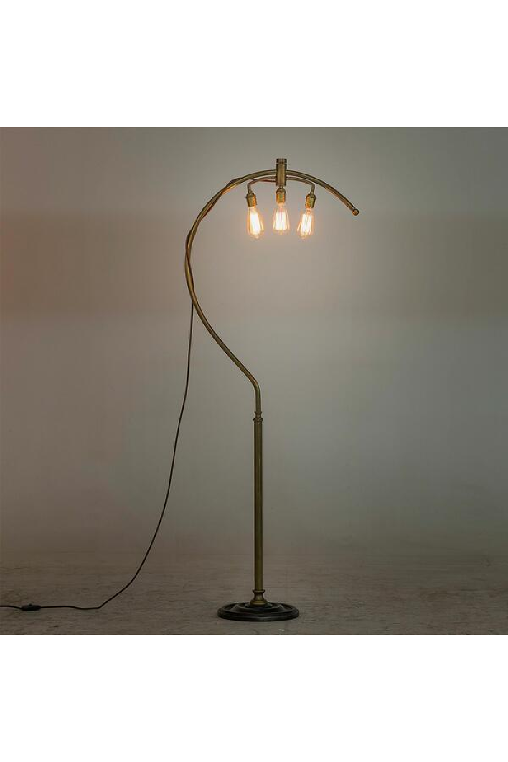 Solid Brass Curved Floor Lamp | Andrew Martin Cartographer | Oroa.com