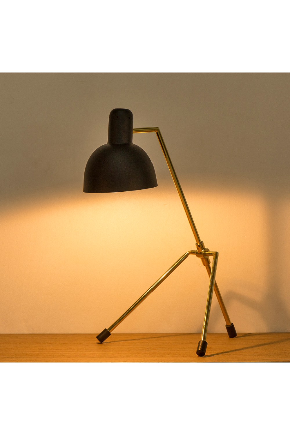 Parisian Style Table Lamp | Andrew Martin Rivoli | Oroa.com