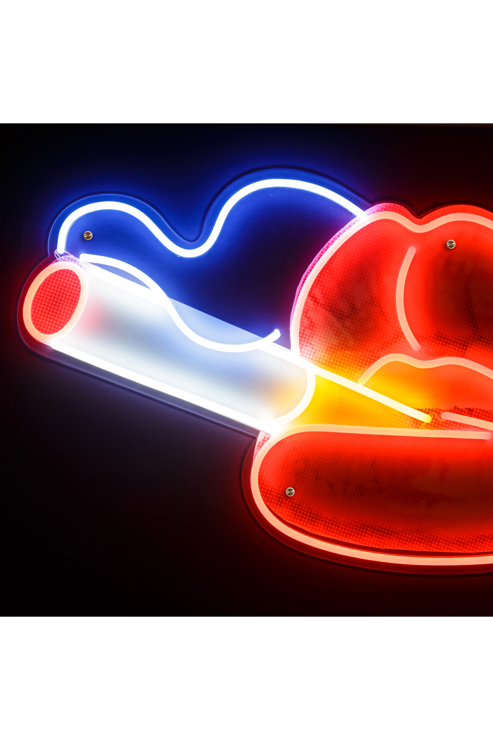 Retro LED Neon Decor | Andrew Martin Smoking Hot Lips | OROA