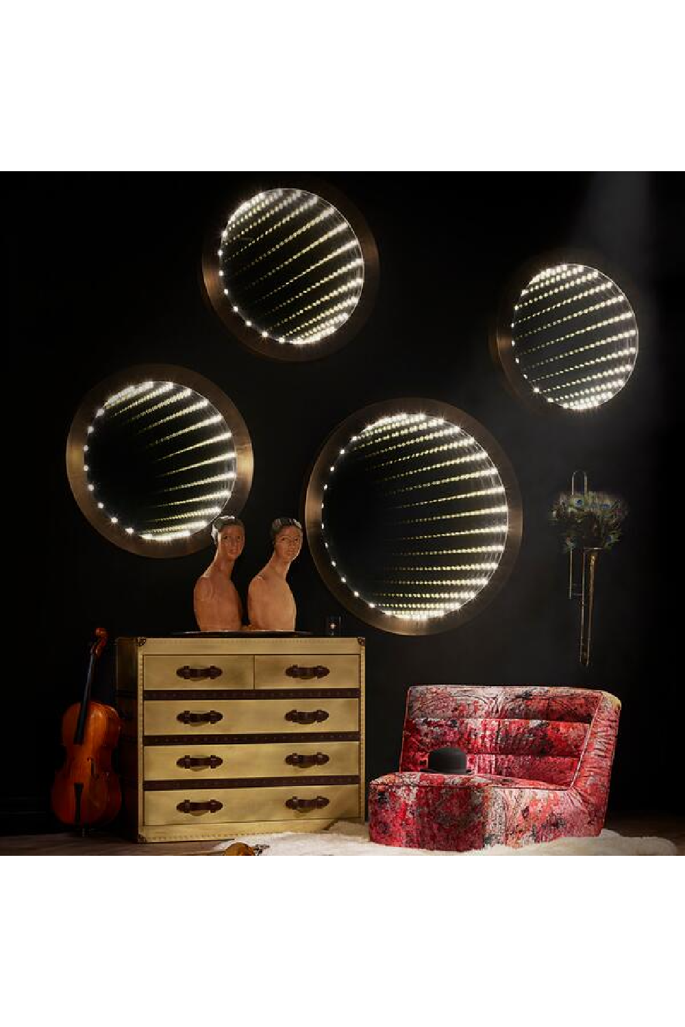 Round Contemporary Lighted Mirror | Andrew Martin Inception | Oroa.com