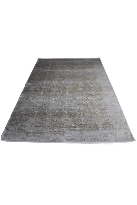 Floral Patterned Persian Rug | Andrew Martin Sara | Oroa.com