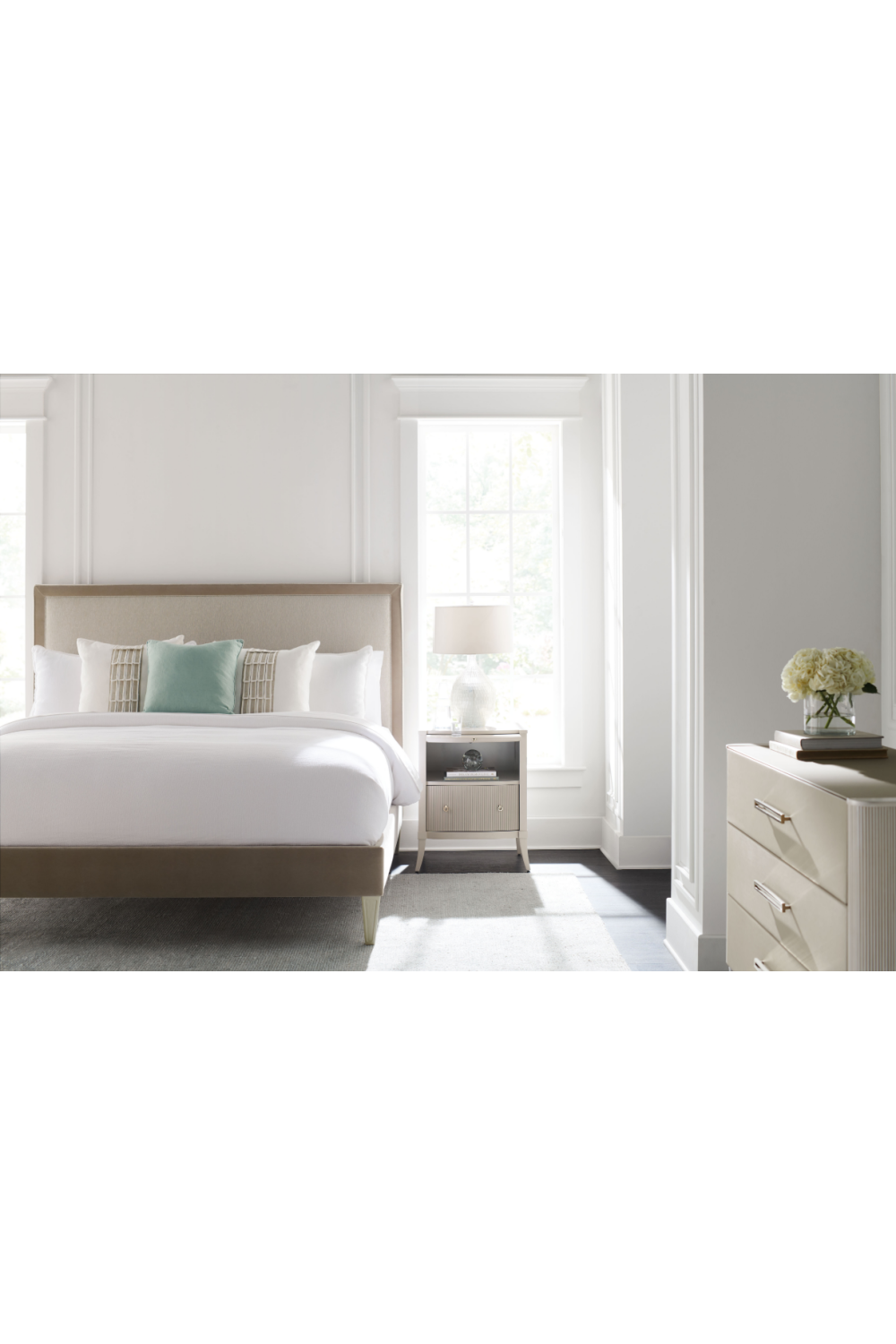 Wooden Modern Dresser | Caracole I Love It! | Oroa.com