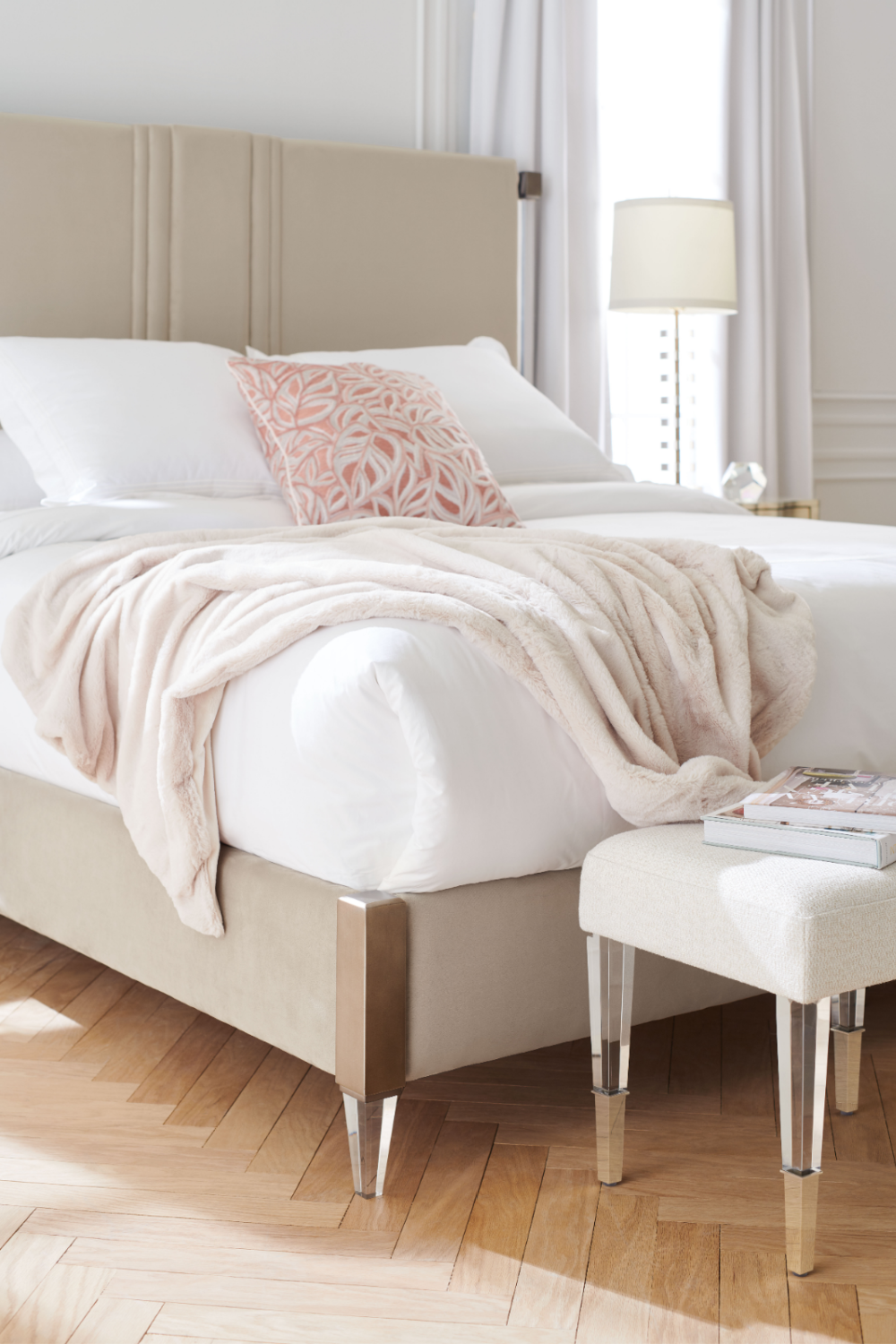 Cream Modern King Bed | Caracole Light Up Your Life Oroa.com