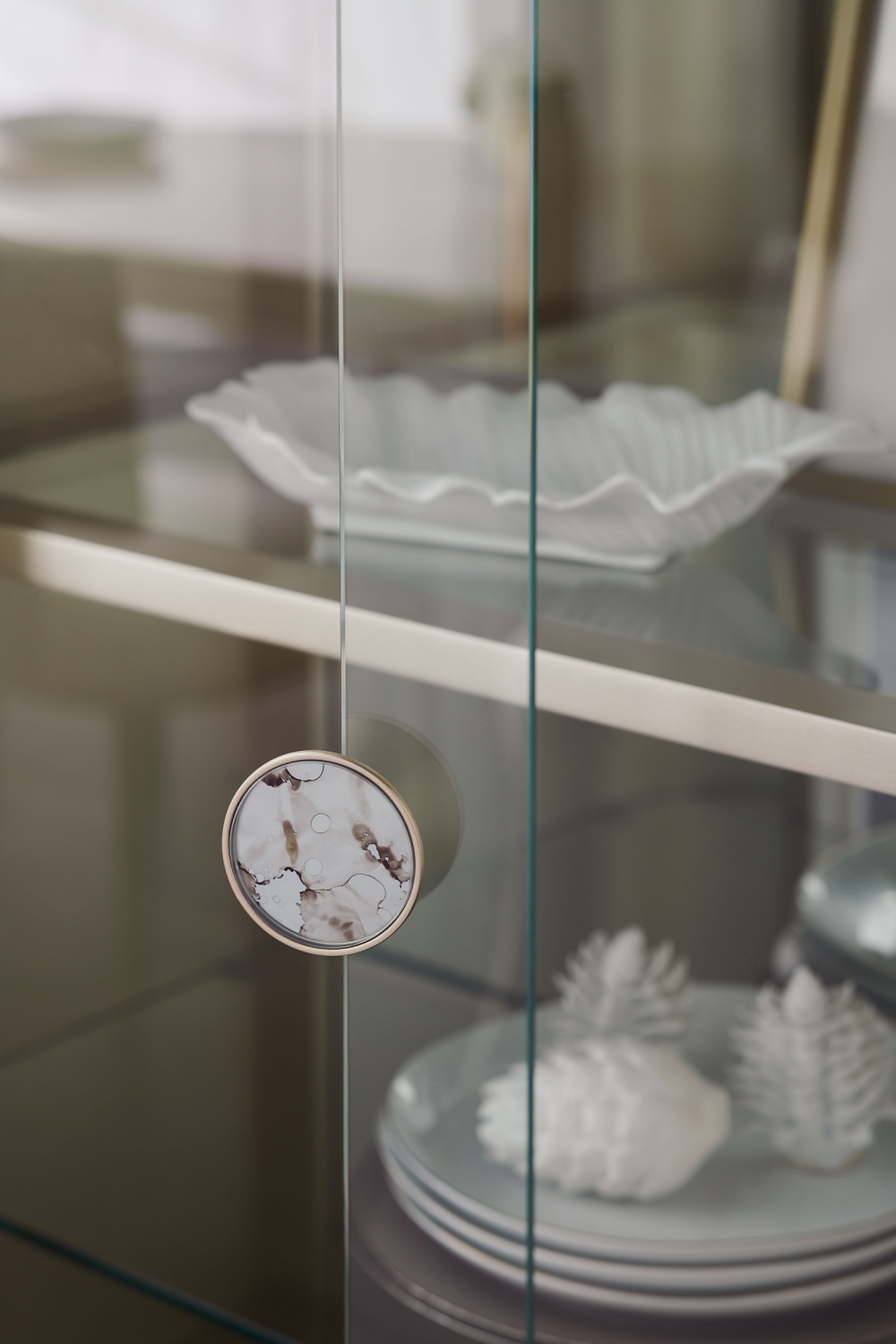 Silver Leaf Display Cabinet | Caracole Time To Reflect | Oroa.com