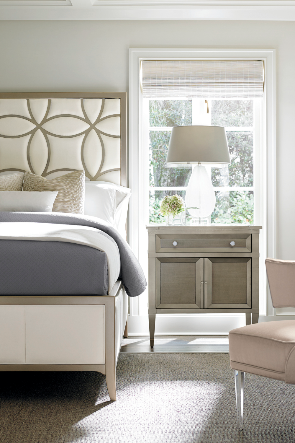 Trellis-Patterned Modern Bed | Caracole Sleeping Beauty | Oroa.com