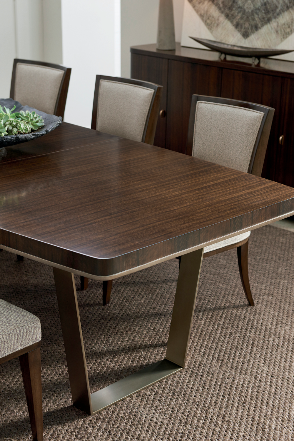 Eucalyptus Extendable Dining Table | Caracole Streamline | Oroa.com