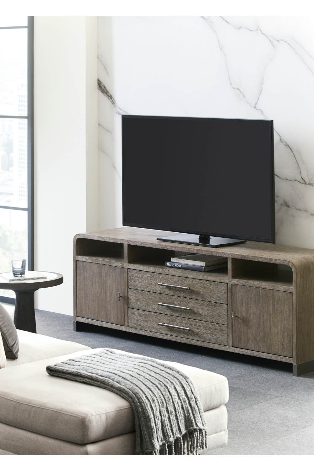 Modern Minimalist Ottoman | Caracole Fusion | Oroa.com