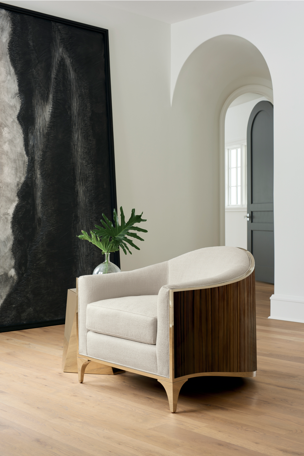Mid-Century Modern Barrel Chair | Caracole The Svelte | Oroa.com