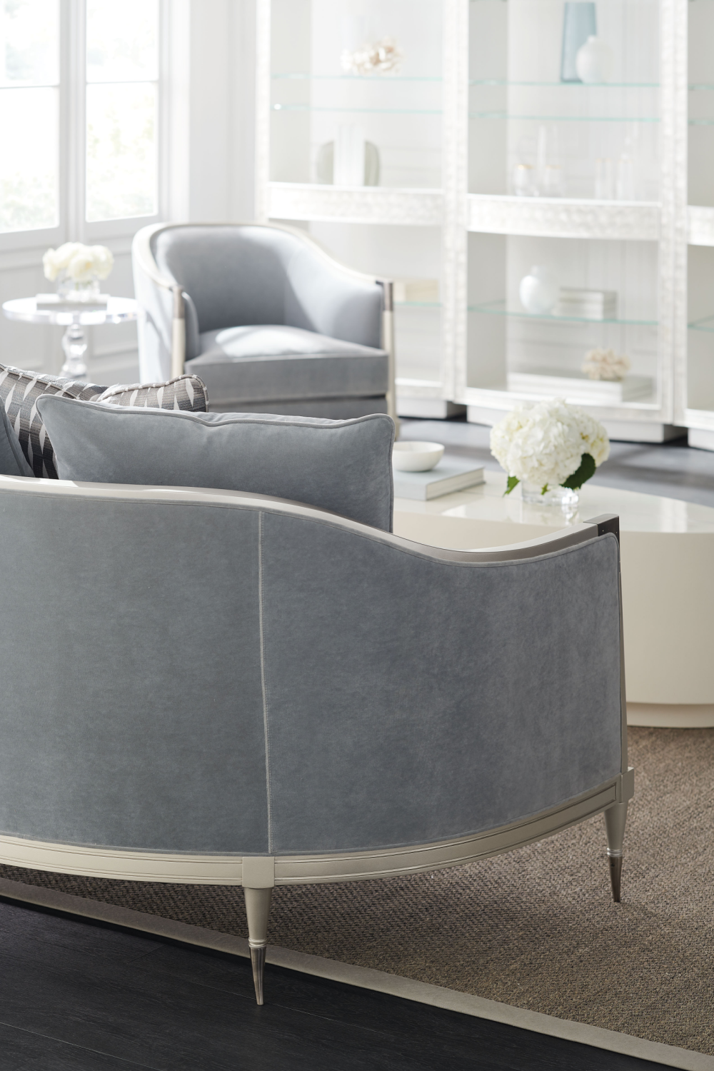 Gray Curved Lounge Chair | Caracole Splash Of Flash | Oroa.com