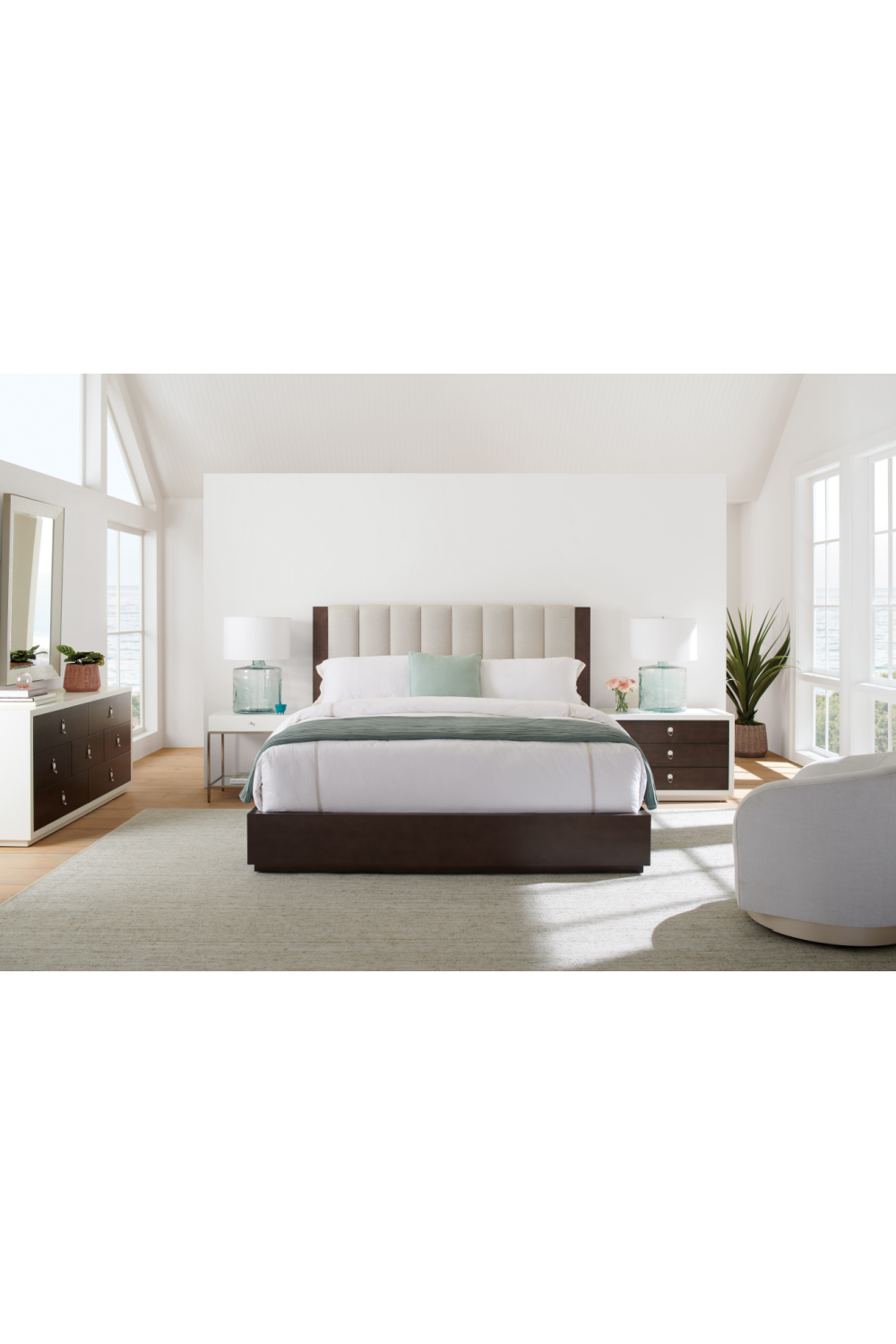 Brown Classic California King Bed | Caracole Inner Passion | Oroa.com